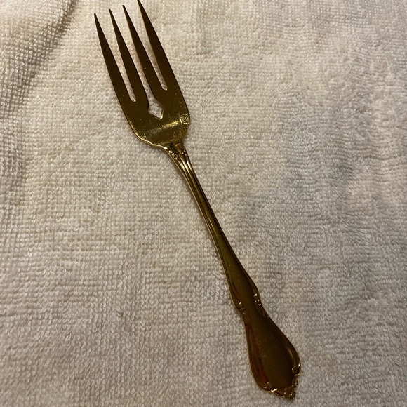 Vintage Oneida Golden Chateau flatware - Picture 9 of 15